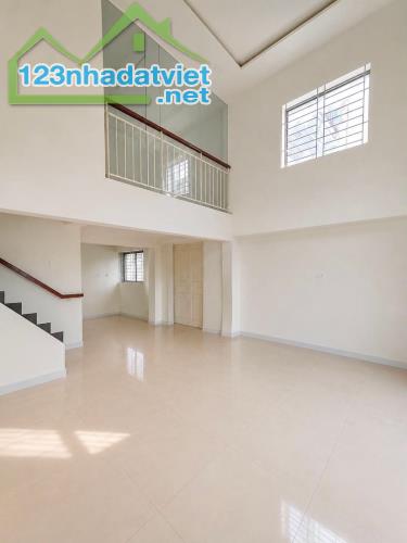 CĂN GÓC 2 MT VỊ TRÍ ĐẸP - 92m2 PHỐ THỜI TRANG TRẦN QUANG DIỆU - 4 TẦNG KIÊN CỐ - 2