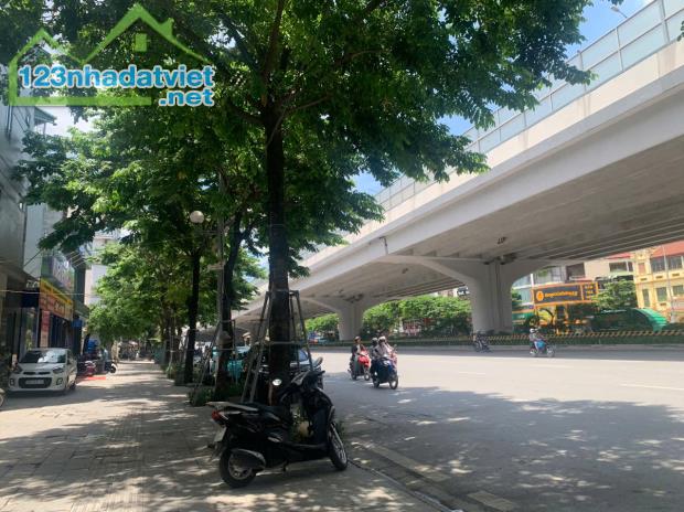 BÁN ĐẤT MẶT PHỐ PHẠM VĂN ĐỒNG CẠNH CV HOÀ BÌNH. 98M2. LÔ GÓC MT 9.3M. 44.8 TỶ - 1