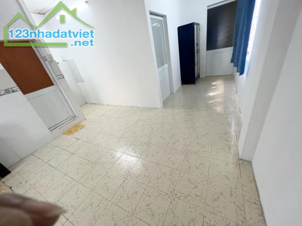 CHÍNH CHỦ CHO THUÊ NGUYÊN LẦU 60M2, 2PN, FULL TIỆN NGHI – Gần Chợ Thị Nghè, Giáp Quận 1 - 3