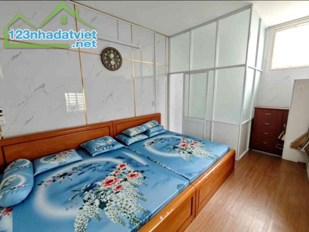 BÁN NHÀ BÔNG SAO, TT QUẬN 8 – 65M² -  NỞ HẬU 5,2M – 2 TẦNG – SHR - NHỈNH 4T - 2