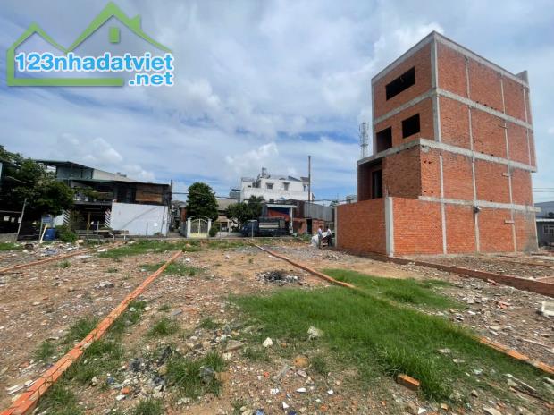 SIÊU PHẨM 4 LÔ LIỀN KỀ – HXH CÓ LỀ ĐƯỜNG THẠNH XUÂN 52, HÓC MÔN - 1