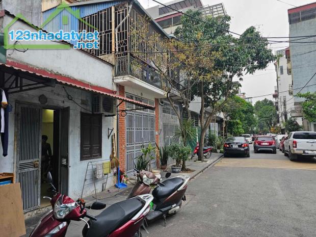 BÁN NHÀ PHÚC ĐỒNG 75M2- 4 Tầng – VỈA HÈ, Ô TÔ TRÁNH-21.x Tỷ - 2