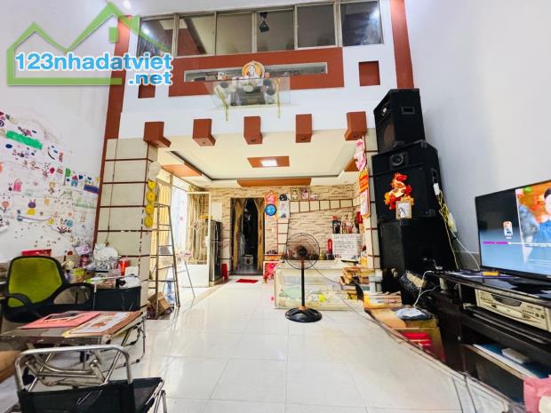 THOẠI NGỌC HẦU TÂN PHÚ - DT 67M² - CHỈ 2 CĂN RA HXH- GIÁ 5.9 TỶ - 1