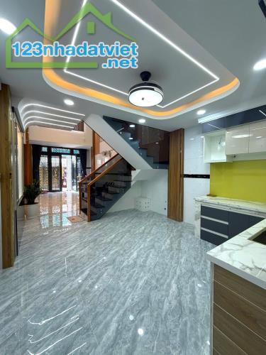NHÀ 5 TẦNG KHU PHÂN LÔ MÃ LÒ - HXH 6M - 5PN FULL NỘI THẤT CHỈ 6.68 TỶ - 3