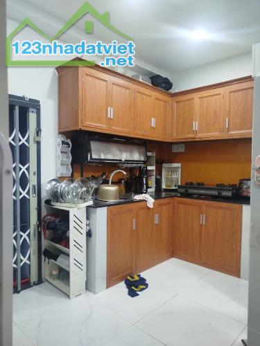 Bán nhà HXH Bến Mễ Cốc P15 Q8 - 67m2 - Chỉ 4.6 tỷ - 2