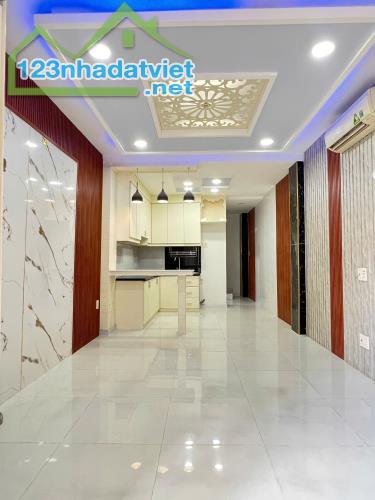 Nhà mới 2 tầng hẻm cụt đường Chánh Hưng P10Q8. Giá: 3.38 tỷ - 1
