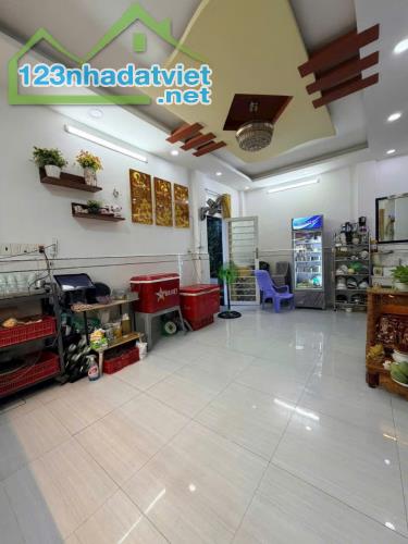 Bán nhà góc 2MT Nguyễn Văn Lượng, Gò Vấp: 6 x 6, giá 5,9 tỷ - 1