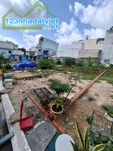 [O2689*] 7 Lô Đất vuông A4 sát Co.opmart Phan Văn Hớn - Chỉ 4.x tỷ!