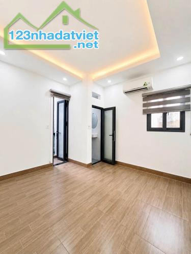BÁN 🔥 NHÀ MỚI HỒ HẢO HỚN QUẬN 1 – 3 TẦNG – XE TẢI ĐỖ CỬA – 5.7 TỶ 🔥 - 1
