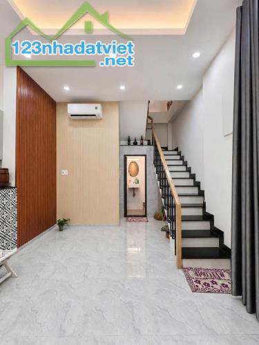 BÁN 🔥 NHÀ MỚI HỒ HẢO HỚN QUẬN 1 – 3 TẦNG – XE TẢI ĐỖ CỬA – 5.7 TỶ 🔥 - 4