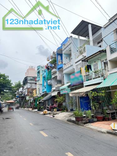 Nhà 3 tầng mặt tiền Mạc Vân P12Q8. Giá : 7.5 tỷ - 3