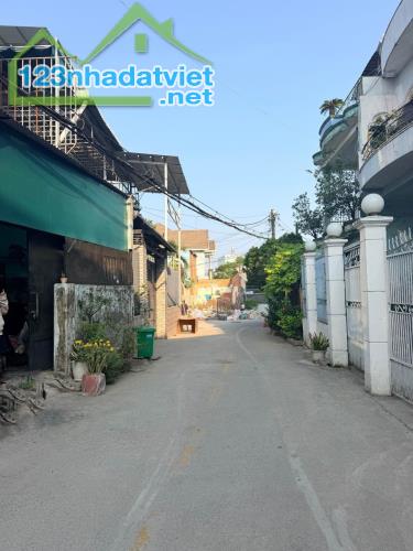 H2696* ĐẤT XƯỞNG 155M2 VUÔNG A4 SÁT PM QUANG TRUNG  6.x TỶ - 2