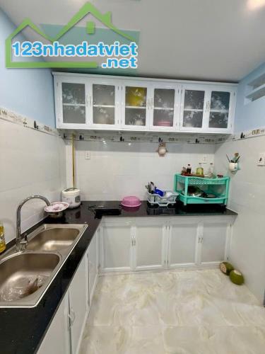 🔥 TÂN SƠN NHÌ - CÓ SÂN ĐỂ NHIỀU XE - CHỈ 3.8 TỶ - 3