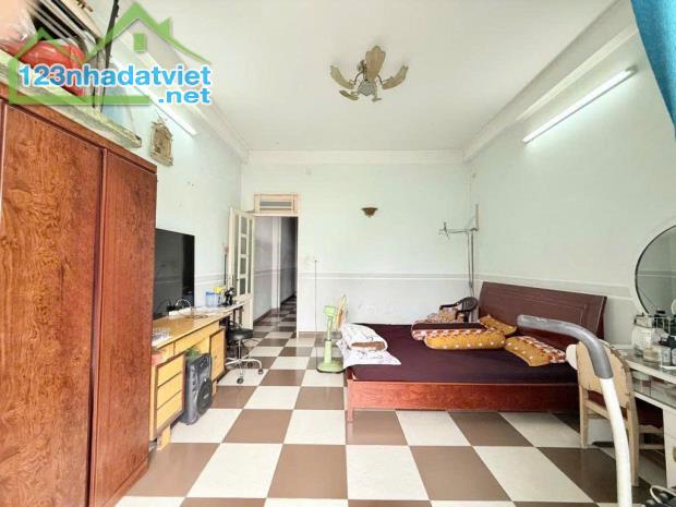 Chỉ 15.8 tỷ có MTKD đường 30m Phạm Văn Chiêu 120m2 ngang 4.4m 4 lầu KD đỉnh ngay chợ TĐ. - 4