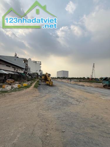 [KH063*] LÔ GÓC GIÁP SÔNG - 50M RA LÊ ĐỨC THỌ GÒ VẤP - GIÁ 11.x TỶ - 1