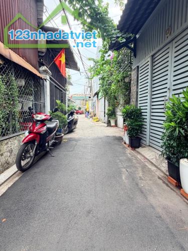 [KH065] Đất vuông sát chợ Lạc Quang Q12, 80m2 chỉ 5.x tỷ - 2