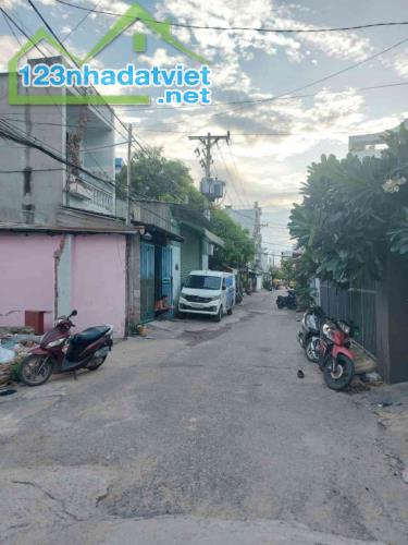 [KH062*] Đất hẻm xe hơi 6m thông Phan Huy Ích gần Emart, giá 9.x tỷ - 2