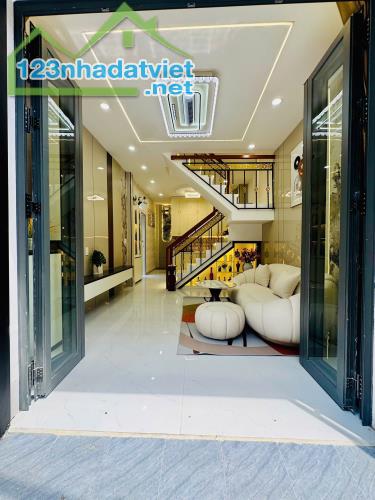 Nhà mới 2lầu hẻm 154 Âu Dương Lân P3Q8 P.Chánh Hưng - 1