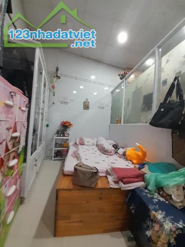 Nhà đẹp Q8, HƯNG PHÚ, DT 132m2, 3 phút qua Q5, nhỉnh nhẹ 7 TỶ, LH 0977516205 - 4