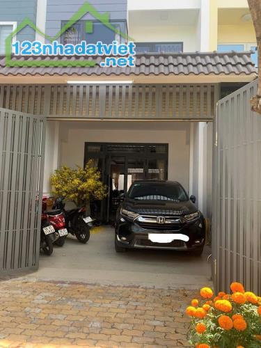 MT Đường số 2, Phước Long B – Dt 112m² (5-5.8m x 20m) x 4 tầng – Nở hậu