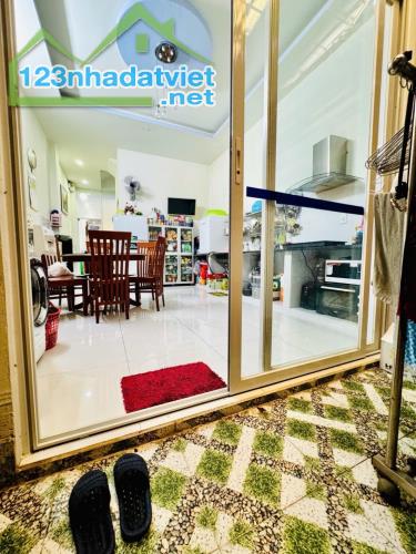 Mặt tiền 4 TẦNG, KDC PHÚ LỢI, 100M2, nhỉnh nhẹ 7 tỷ, hẻm xe hơi 8m - 2