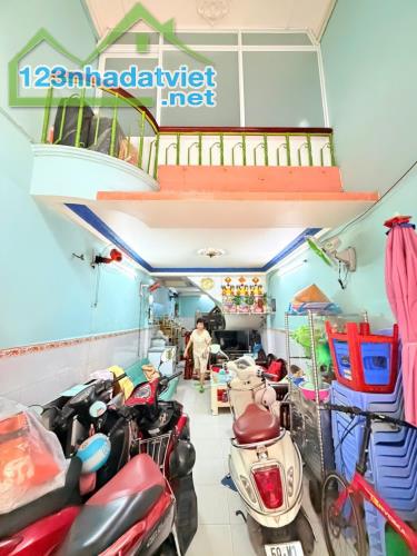 BÁN NHÀ HXH THÔNG SÁT MT VƯỜN CHUỐI Q3, 4 TẦNG KIÊN CỐ, 5 PN, 35M2 NHỈNH 8 TỶ