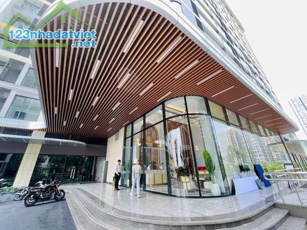 Chính chủ cần bán căn hộ studio Beverly Vinhome Grand Park giá 2.2 tỷ sổ hồng riêng - 2