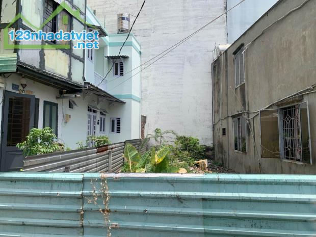 [T2727] Đất Trống Tiện Xây Mới Sát Ga Gò Vấp - Giá 6.x Tỷ