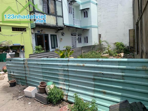 [T2727] Đất Trống Tiện Xây Mới Sát Ga Gò Vấp - Giá 6.x Tỷ - 1