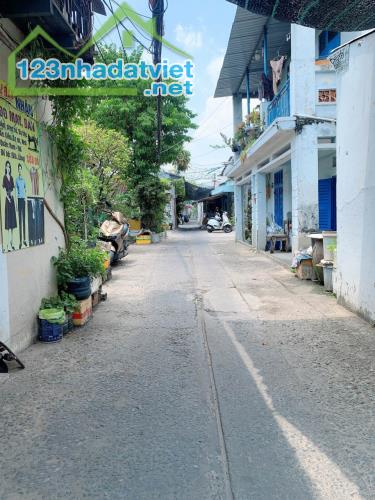 [T2727] Đất Trống Tiện Xây Mới Sát Ga Gò Vấp - Giá 6.x Tỷ - 2