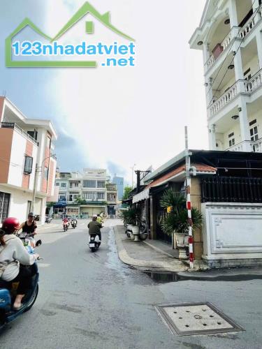 Bán nhà 496/ Dương Quảng Hàm, P.6, Gò Vấp: 6 x 19, giá 22,5tỷ. - 2