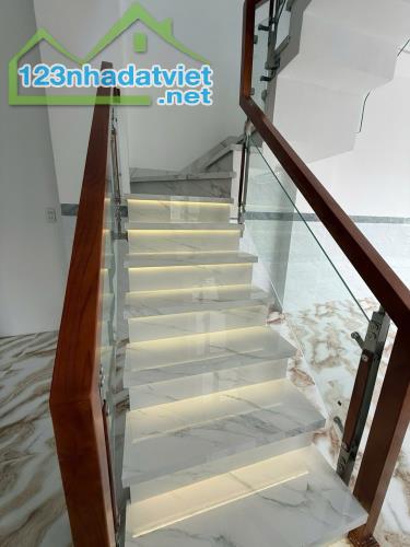 Bán nhà 24/ Đường Số 2, BHH, Bình Tân - 72m2(4x18m) - 2 tầng - HXH - 5.8 tỷ(tl) - 1