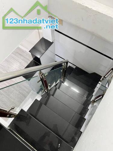 NHÀ BTCT MẶT TIỀN HẺM THÔNG TÔ KÝ  7 TỶ GIẢM MẠNH CÒN 5 TỶ 5 - 3