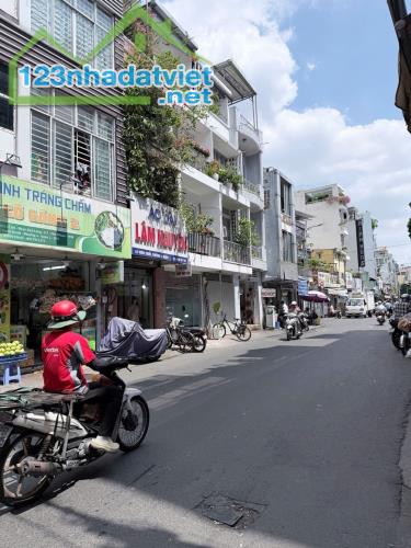 VỊ TRÍ ĐẸP - LÊ VĂN SỸ - Q3 - 20M RA HẺM TO - 5PN - 3 TẦNG ĐÚC THẬT - 63 M2 - NHỈNH 10 TỶ