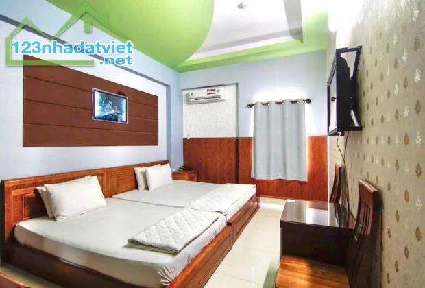 TÒA NHÀ CHDV (8x28) GỒM 43P ĐƯỜNG 8M NGUYỄN THỊ ĐẶNG, Q.12. - 3