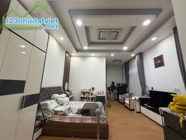 Gần Bến xe Q8, KDC BÌNH HƯNG, 100m2, 5 tầng, nhỉnh 9 TỎI - 3