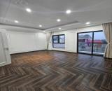 Nhà đẹp ngõ Nguyễn Văn Linh, giá 14.9 tỷ, 60m2x5T, thang máy