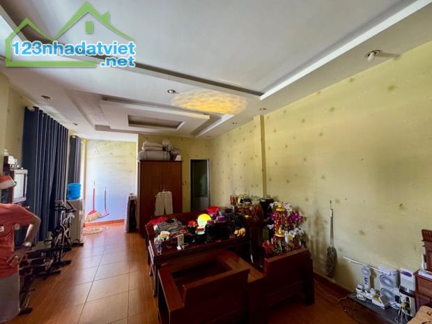 [H2738*] Mặt tiền Lê Đức Thọ sát Chợ Xóm Mới 239m2, nở hậu, 22.x tỷ - 1