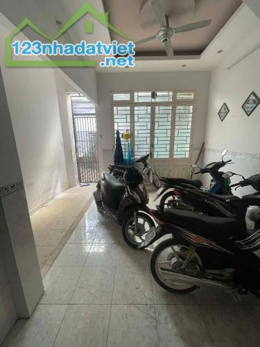 [L2729*] CHDV 13PN SÁT NGUYỄN THÁI SƠN - DÒNG TIỀN 36TR/THÁNG - 9.X TỶ - 2