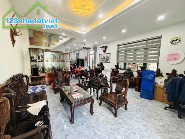 KDC KHANG ĐIỀN, ĐỖ XUÂN HỢP 3 TẦNG 233m2 - ĐƯỜNG 12M - 4