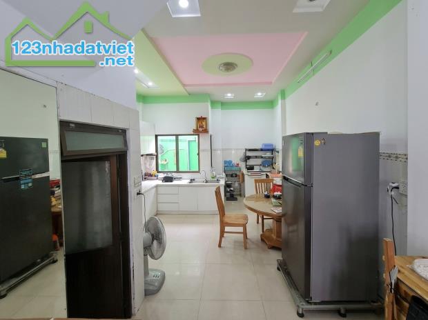 O2742  Nhà 4 tầng hẻm ô tô né Dương Quảng Hàm Gò Vấp 10.x tỷ - 1