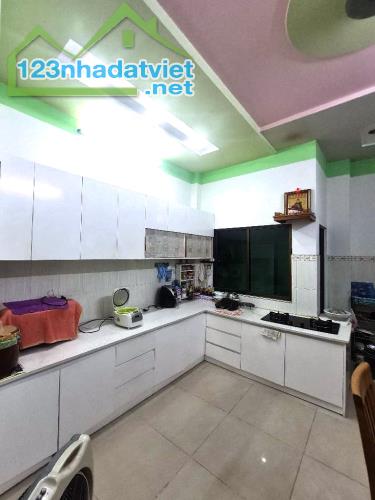 O2742  Nhà 4 tầng hẻm ô tô né Dương Quảng Hàm Gò Vấp 10.x tỷ - 3