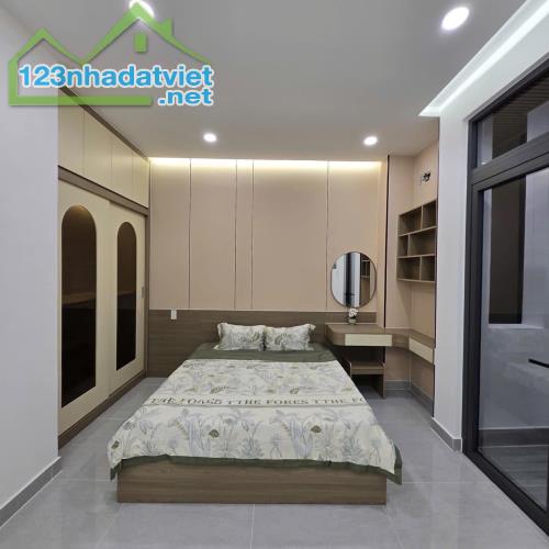 BÁN NHÀ ĐẸP 5 TẦNG BTCT CHẮC CHẮN, 5 PN, HẺM 4M, TT QUẬN 8, GẦN CẦU CHỮ Y, SHR, HOÀN CÔNG - 3