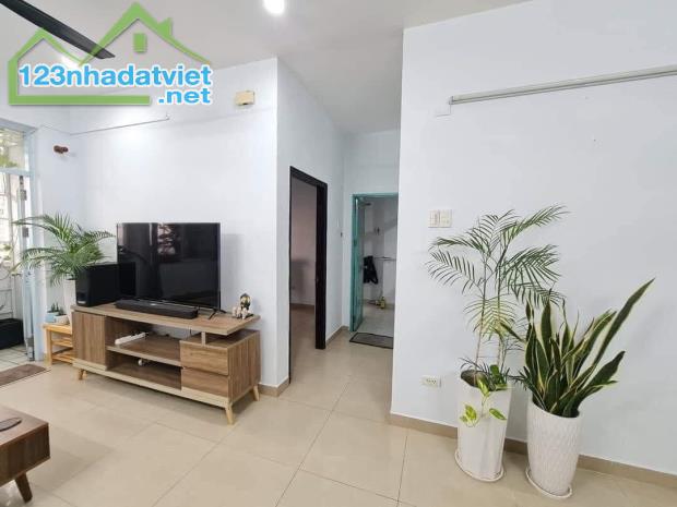 Cho thuê căn hộ Sacomreal 584, 82m2, 2PN, 2WC, giá thuê 10tr/tháng. - 1
