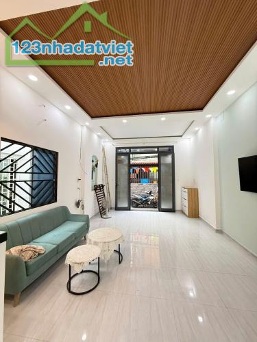 Nhà 4.3x10m hẻm 184 Âu Dương Lân P3Q8 P.Chánh Hưng - 2