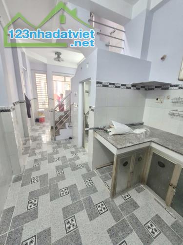 Nhà 2lầu/ST hẻm Hưng Phú P9Q8 P.Chánh Hưng - 2