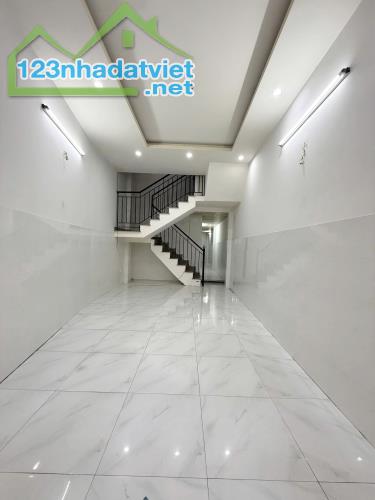 Nhà góc 2 tầng (52m2) đất công nhận đủ hẻm 1619 Phạm Thế Hiển P6Q8 Giá: 3.98 tỷ