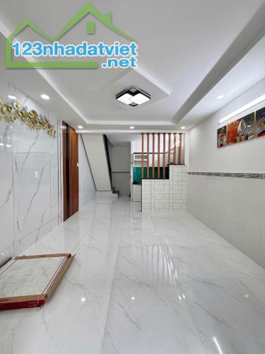 🏡 NHÀ GẦN CHỢ GÒ XOÀI – CÁCH MẶT TIỀN 1 CĂN – 2PN – HẺM 4M – CHỈ 3.85 TỶ - 2