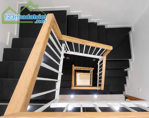 Nhà 2lầu/ST 5x13m hẻm Tạ Quang Bửu đối diện ParcMall Q8 - 2