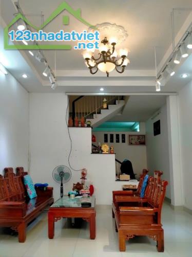[K2776] 1/ Phan Văn Trị Sát Emart Dòng Tiền 24Tr/Th Nở Hậu Tài Lộc Giá 12.x Tỷ